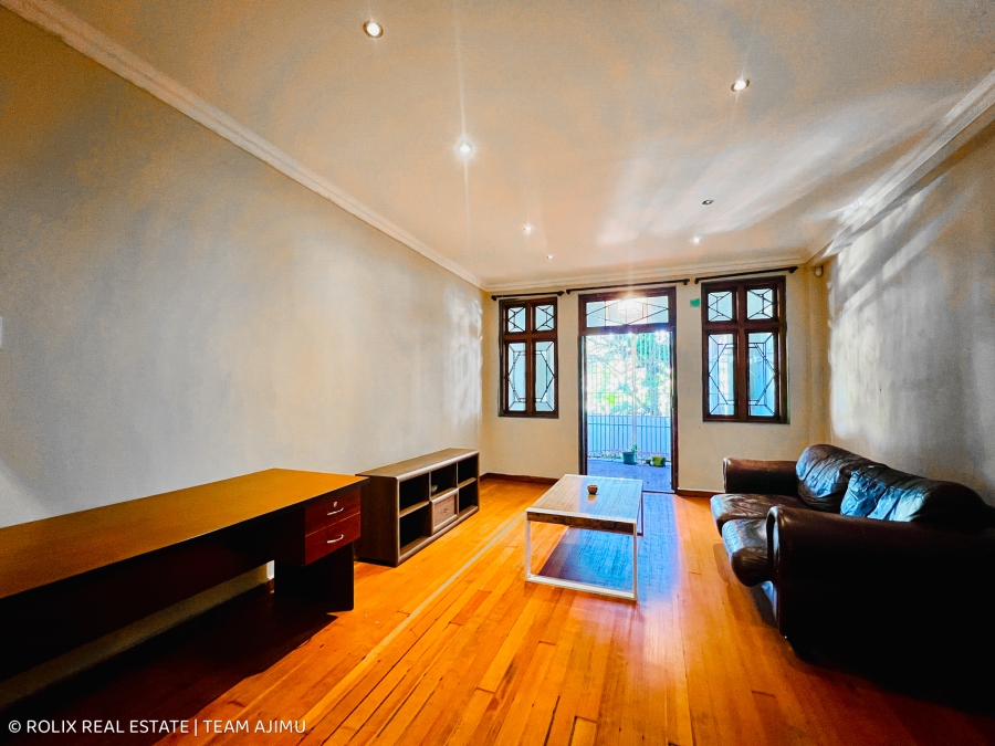 2 Bedroom Property for Sale in Rondebosch Village Western Cape